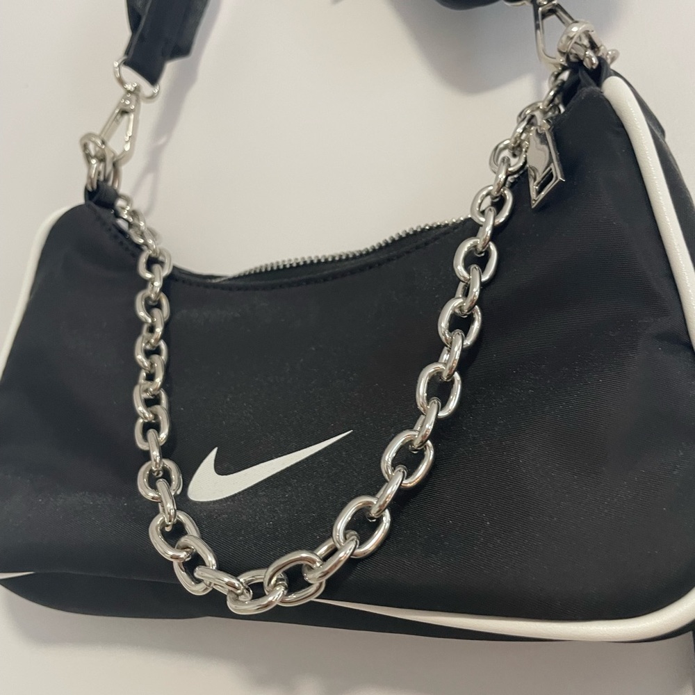 Nike Rework Wrap Bag - Picture 3 of 9